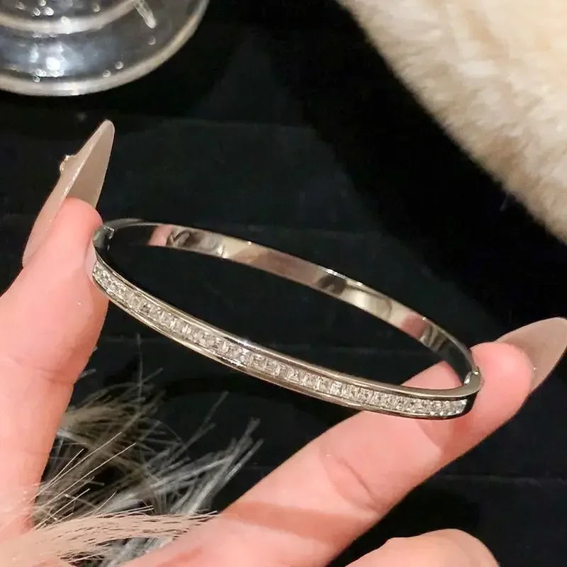 Bracelet bangle titanium 18k plated