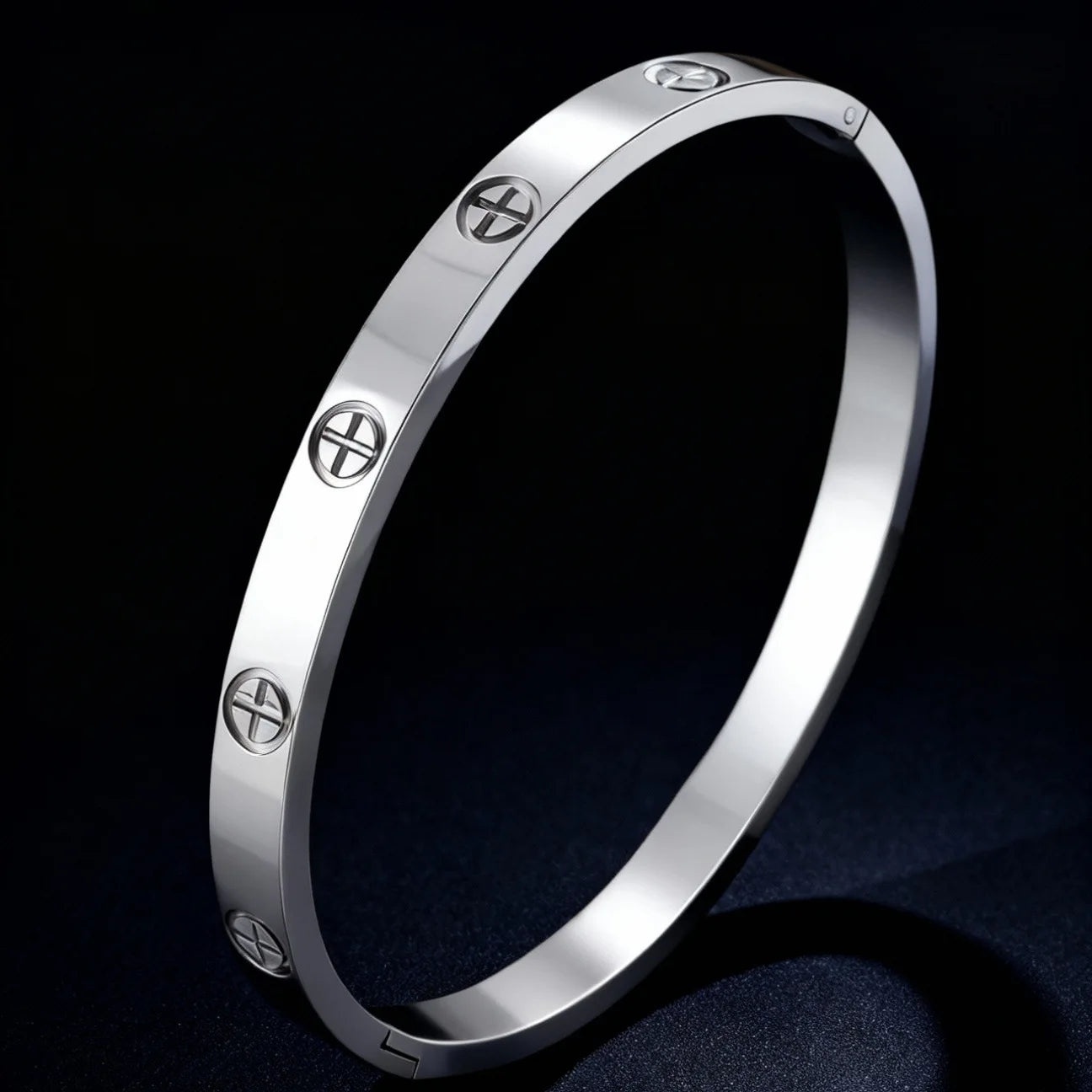 Bracelet bangle titanium 18k plated