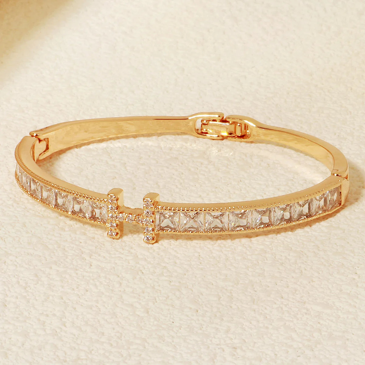 H Zirconium Bracelet Luxury Gold