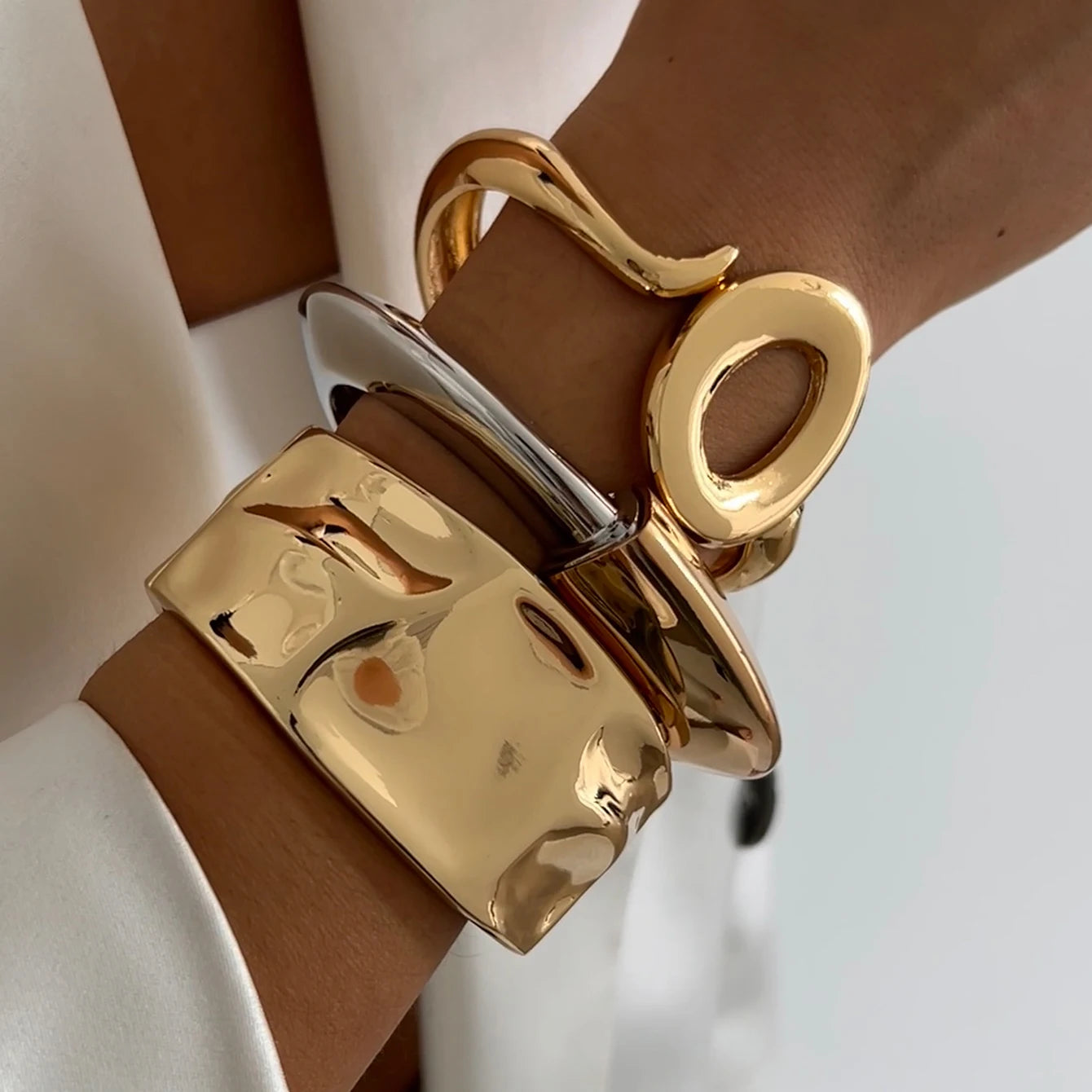 Irregular Wide Cuff Bangle for Women Vintage Gold Color Chunky Metal Bracelets