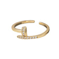 Ari nail ring