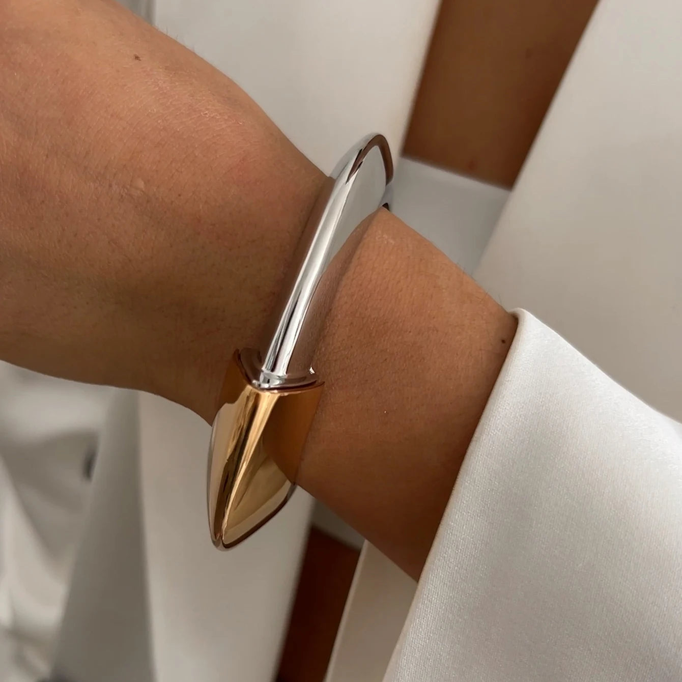 Irregular Wide Cuff Bangle for Women Vintage Gold Color Chunky Metal Bracelets