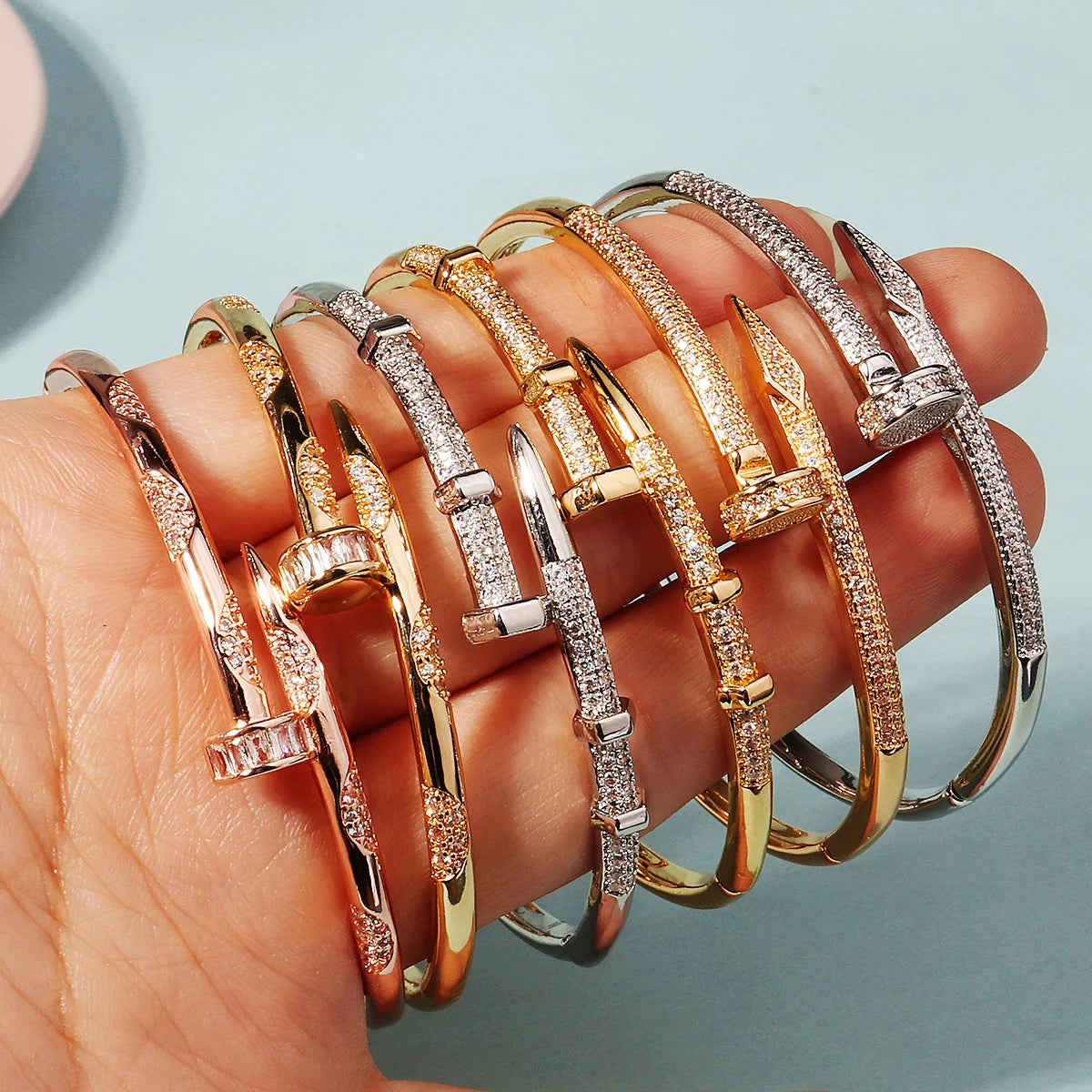 Jawhara zirconia nail cuff