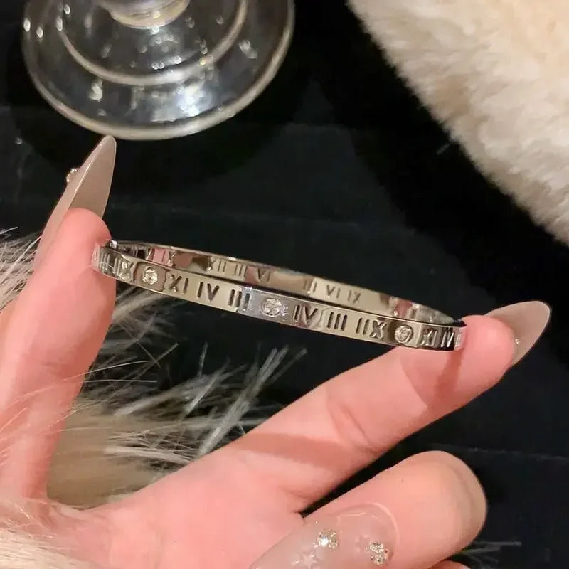 Bracelet bangle titanium 18k plated