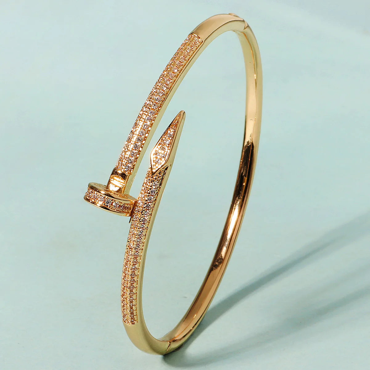 Jawhara zirconia nail cuff