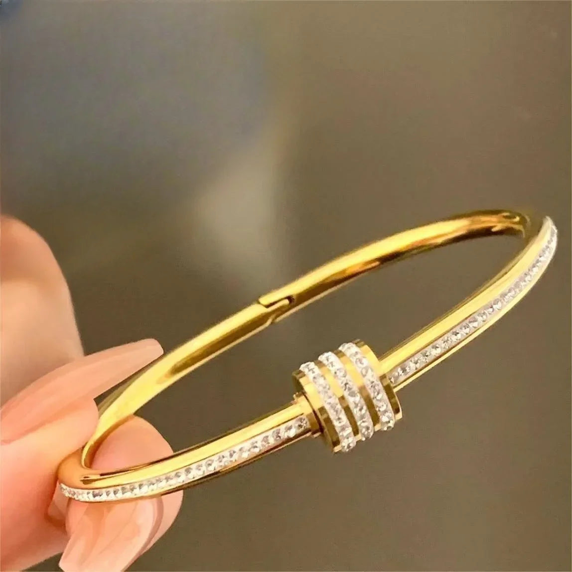 Bracelet bangle titanium 18k plated