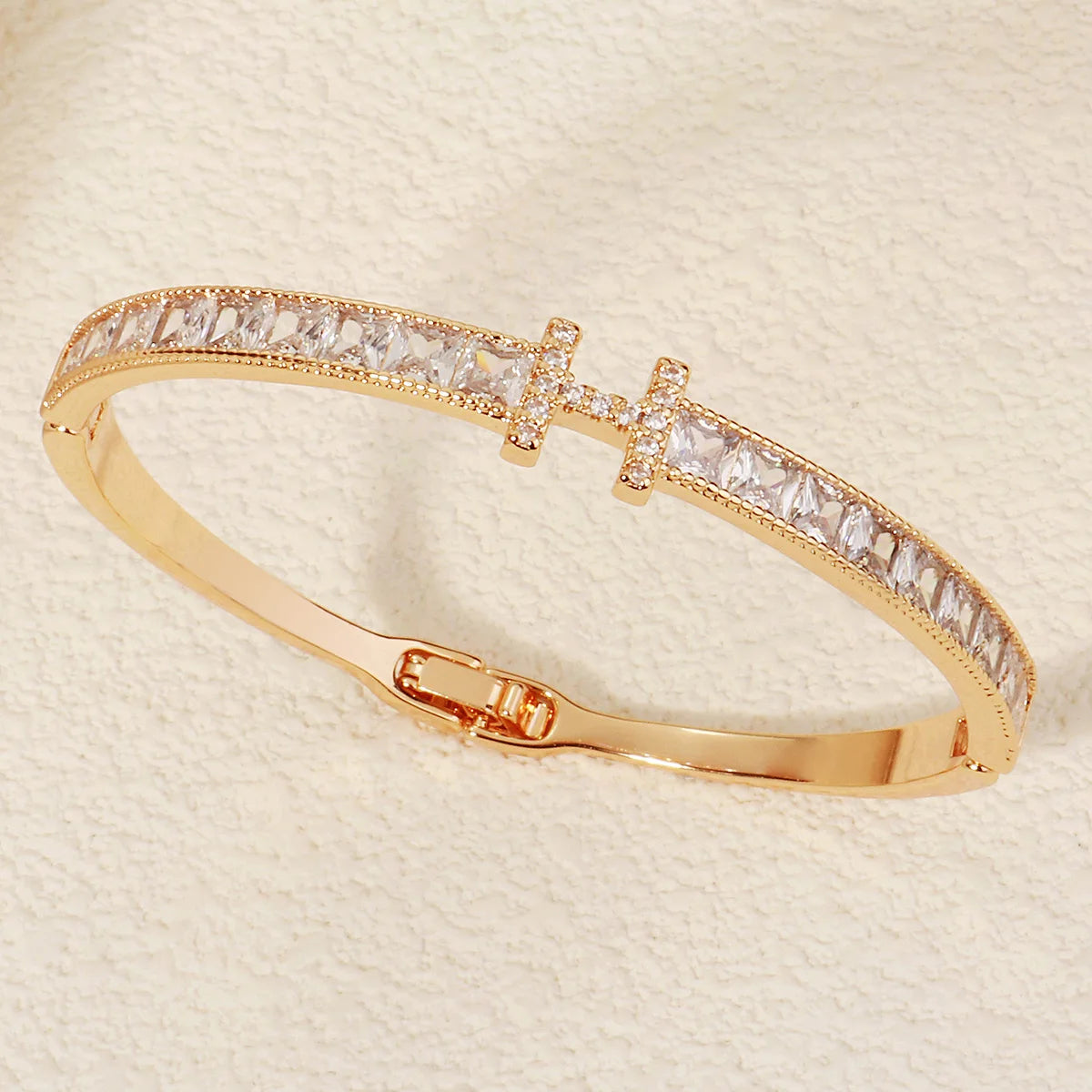 H Zirconium Bracelet Luxury Gold