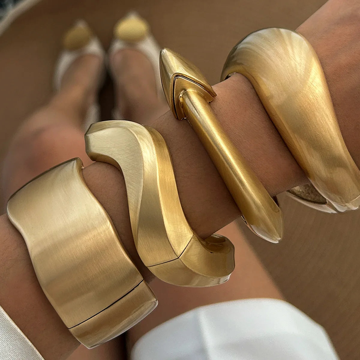 Akira Chunky Wide Metal Bangles